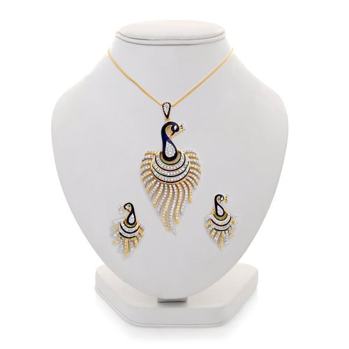 MGold Cz Peacock Pendant Set With Chain for Women